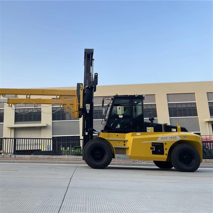 16 Ton Heavy Duty Forklift With Crane